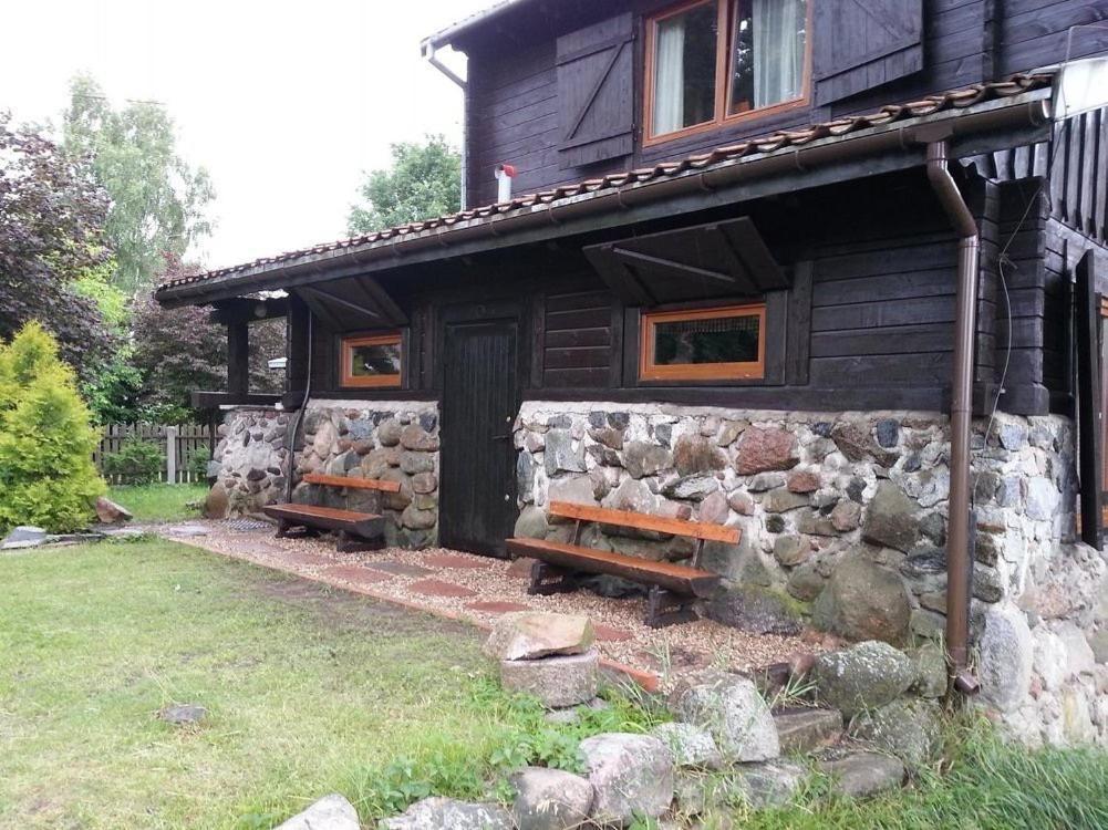 Domek Nad Jeziorem W Karwiku Экстерьер фото